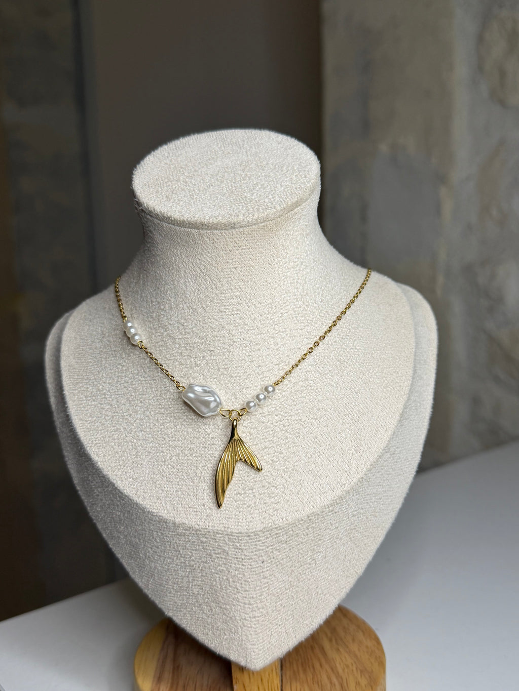 Collier Aya