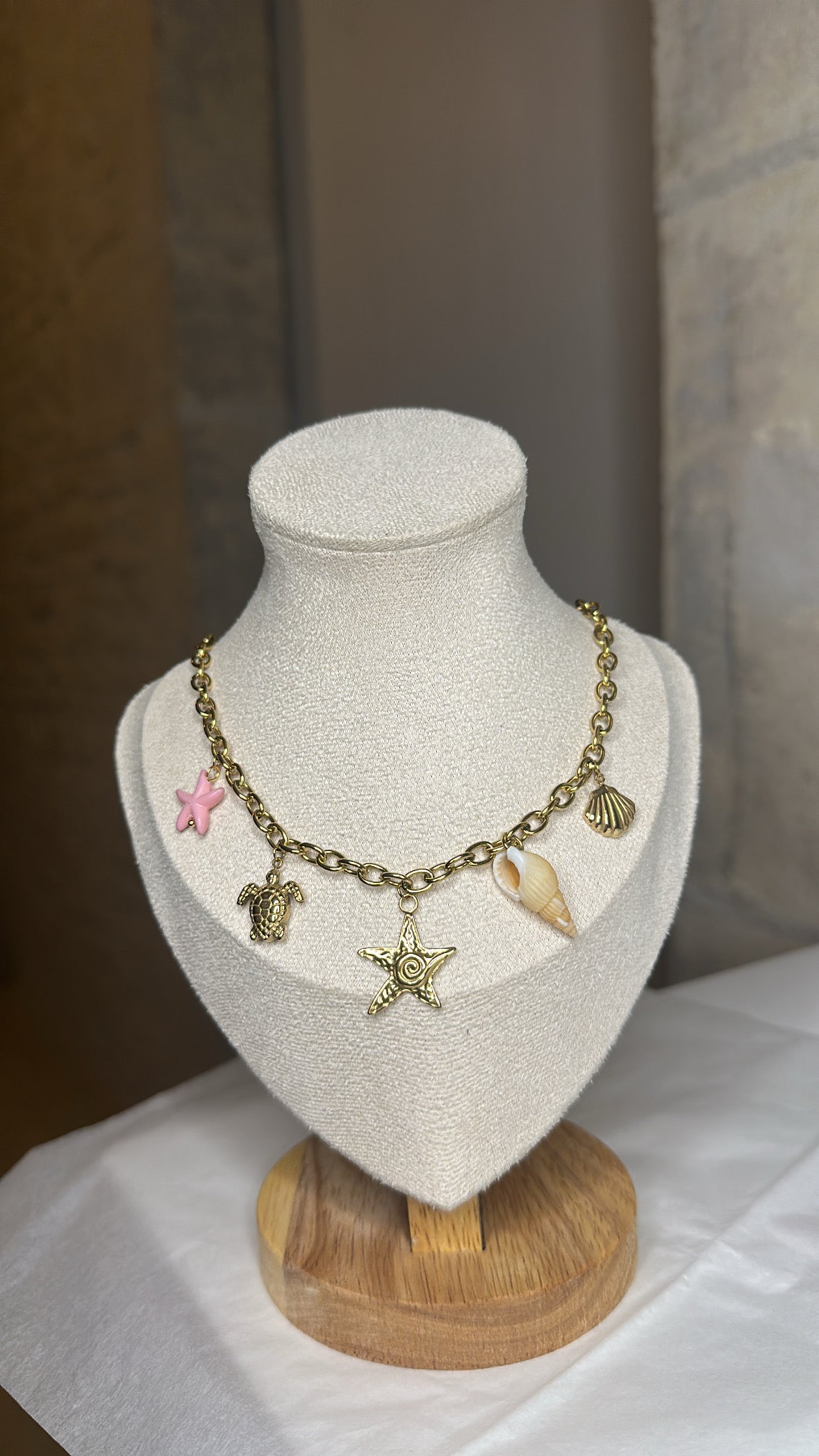 Collier Monaco