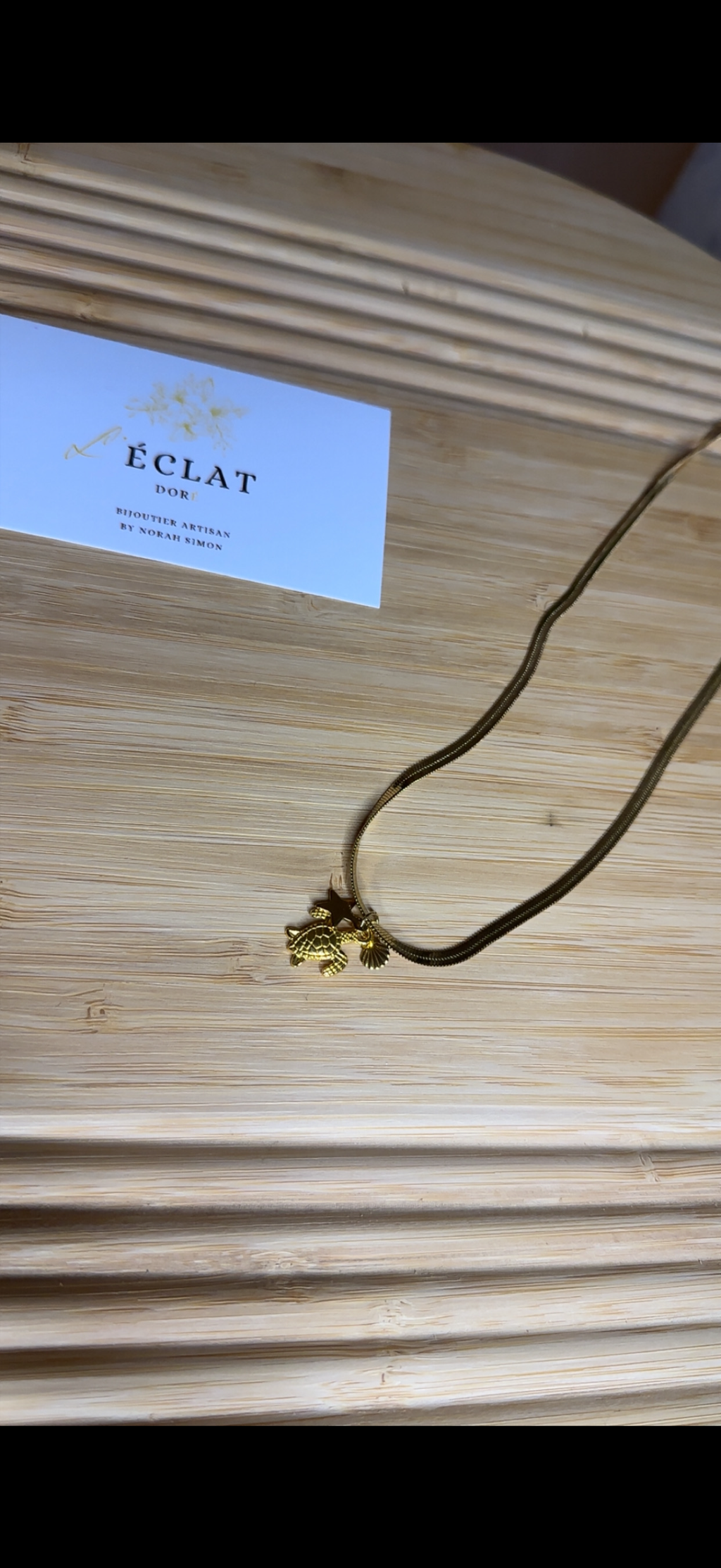Collier divina