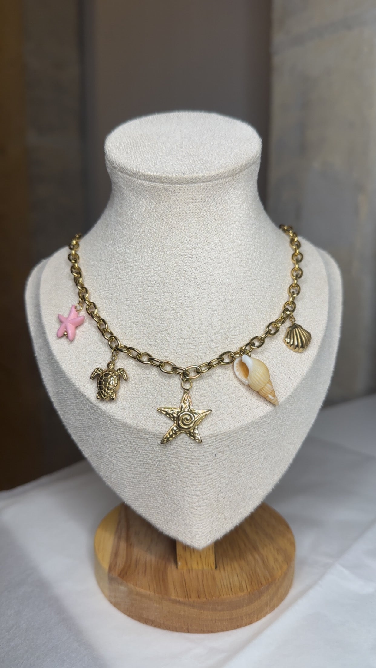 Collier Monaco