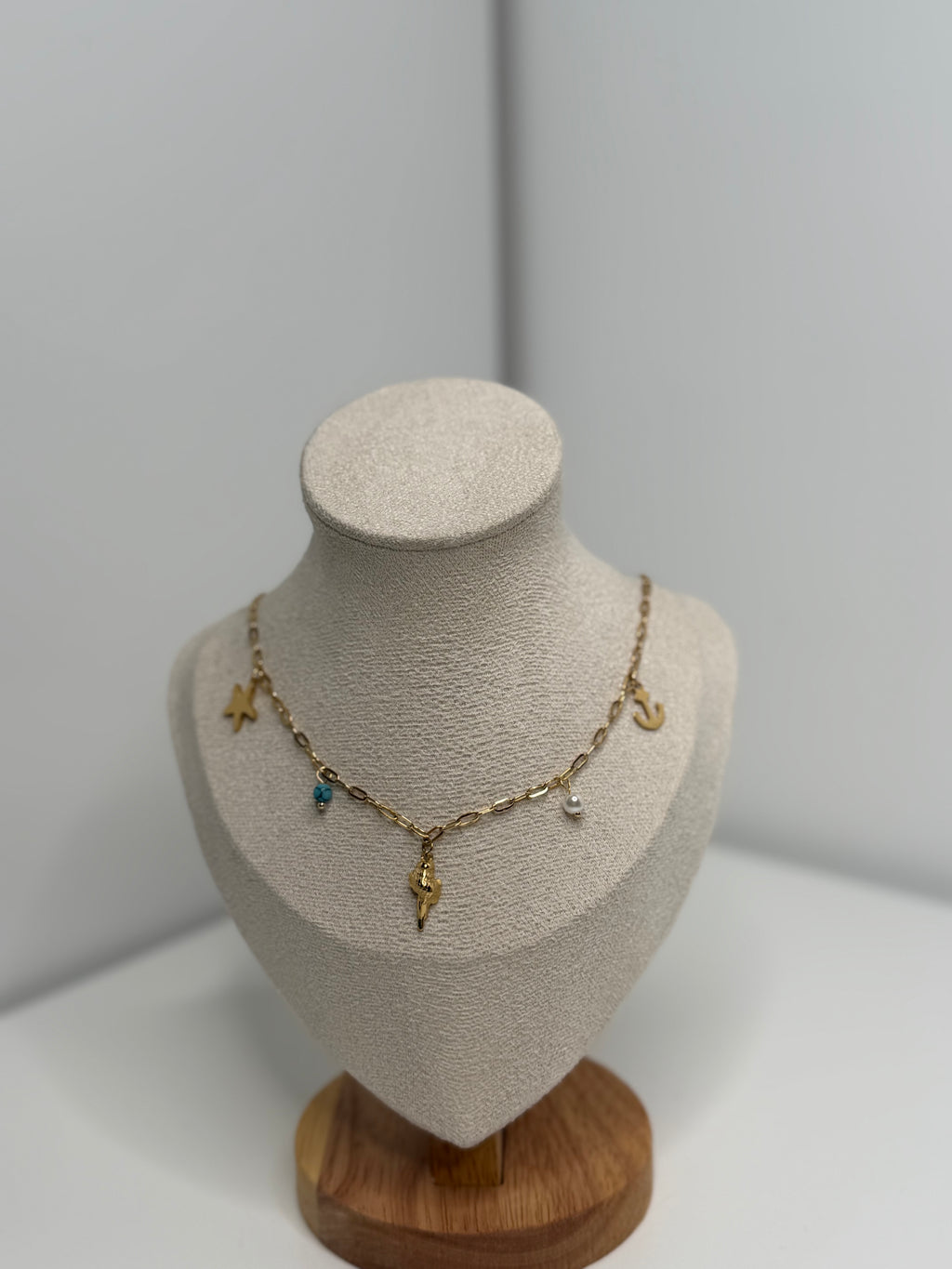 Collier Hawa